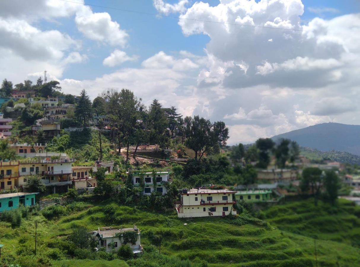 Goodwill Home Stay Алмора Экстерьер фото